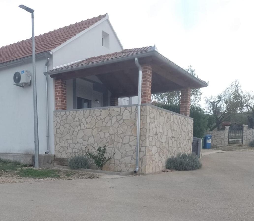 Lavanda Vrana  Ngoại thất bức ảnh